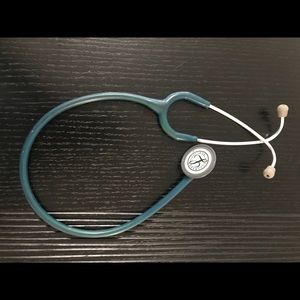 Used teal coloured 3M Littmann Select Stethoscope